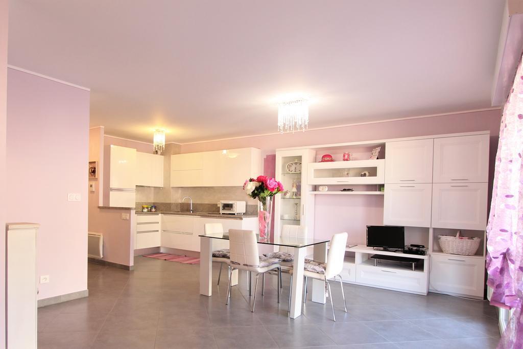 Appartement Lilla By Connexion Menton Exterior photo
