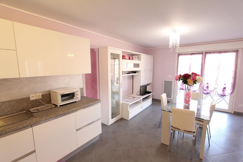 Appartement Lilla By Connexion Menton Exterior photo